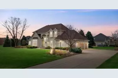 W289N6349  Blackhawk Dr, Merton, WI 53029 - Photo 1