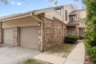 2544 W Parnell Ave, Milwaukee, WI 53221 - Photo 1