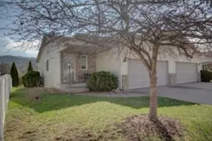 968 8th Ave, Onalaska, WI 54650 - Photo 1