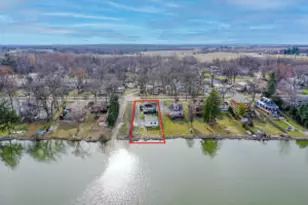 2225 Lakeshore Dr, Racine, WI 53139 - Photo 1
