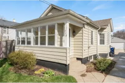 718  44th St, Kenosha, WI 53140 - Photo 1