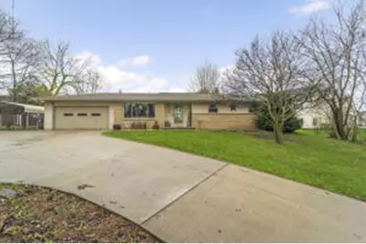 827 S Fancher Rd, Racine, WI 53406 - Photo 1