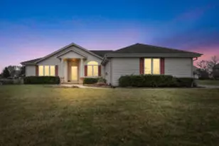 N67W13397 Roman Ct, Menomonee Falls, WI 53051 - Photo 1