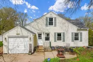 2795 S 53rd St, Milwaukee, WI 53219 - Photo 1