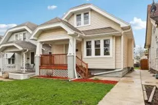2052 S 73rd St, West Allis, WI 53219 - Photo 1
