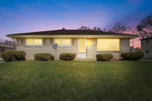 1504 W Leroy Ave, Milwaukee, WI 53221 - Photo 1