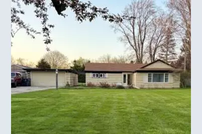 6516  Green Ridge Dr, Racine, WI 53406 - Photo 1