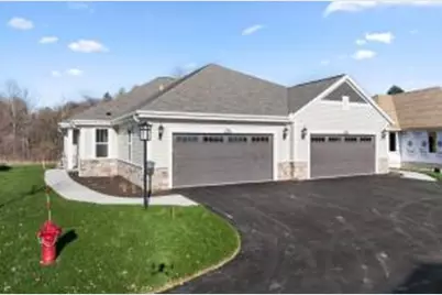 W204N17685  Laurel Pl, Jackson, WI 53037 - Photo 1