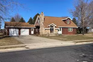 405 S 5th St, Cedar Grove, WI 53013 - Photo 1