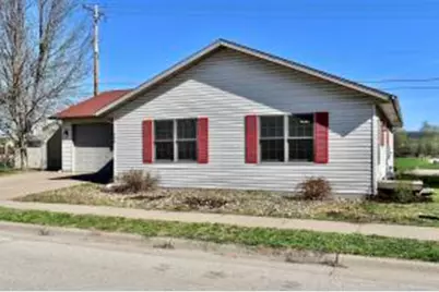 760  Jimmy Carter Pl, Winona, MN 55987 - Photo 1