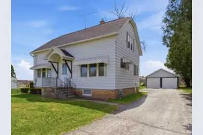 411 S Packer Dr, Francis Creek, WI 54220 - Photo 1
