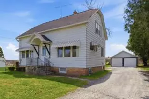 411 S Packer Dr, Francis Creek, WI 54220 - Photo 1