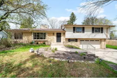 2526 W Dunwood Rd, Glendale, WI 53209 - Photo 1