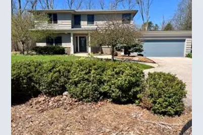 340 W Indian Creek Ct, Fox Point, WI 53217 - Photo 1