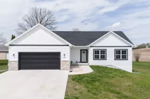 608 Sycamore Pl, Theresa, WI 53091 - Photo 1
