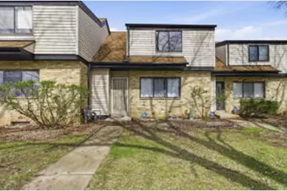 10120 W Kiehnau Ave, Milwaukee, WI 53224 - Photo 1
