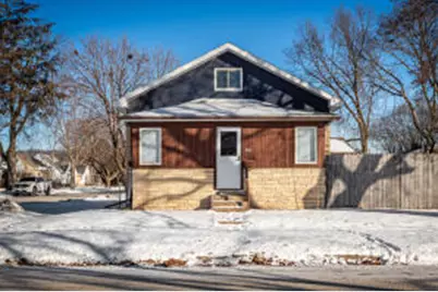 1903  14th St, La Crosse, WI 54601 - Photo 1