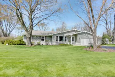 W332N5447  Solveson Dr, Merton, WI 53058 - Photo 1
