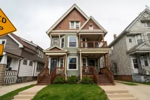2556 S Brisbane Ave, Milwaukee, WI 53207 - Photo 1