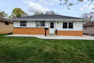 8218 W Potomac Ave, Milwaukee, WI 53218 - Photo 1