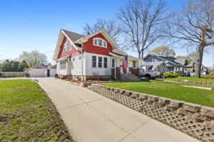 2179 S 84th St, West Allis, WI 53227 - Photo 1
