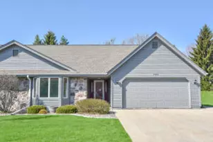 1400 Hidden Fields Dr, West Bend, WI 53095 - Photo 1