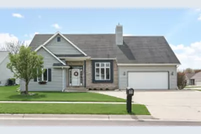933  South St, Watertown, WI 53094 - Photo 1
