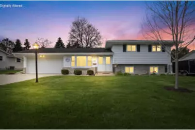 W174N9433  Devon Wood Rd, Menomonee Falls, WI 53051 - Photo 1