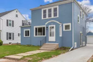 2121 Cleveland Ave, Sheboygan, WI 53081 - Photo 1