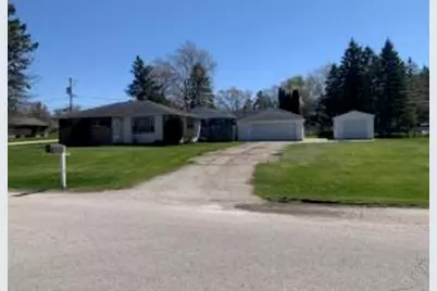 3331 E Carol Ct, Oak Creek, WI 53154 - Photo 1