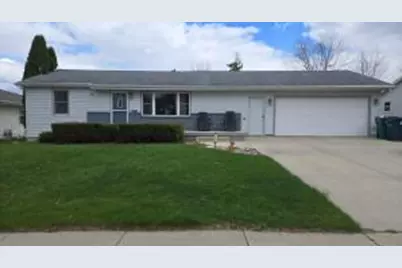 1093  Mihill Ave, Fond du Lac, WI 54935 - Photo 1