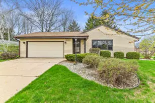 W164N10555 Timberline Ct, Germantown, WI 53022 - Photo 1