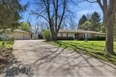 5845 S Oxford Ln, New Berlin, WI 53146 - Photo 1