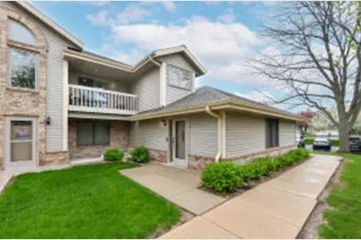 2112  Woodburn Rd, Waukesha, WI 53188 - Photo 1
