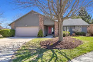 4021 Greenwood Ct, Sheboygan, WI 53081 - Photo 1