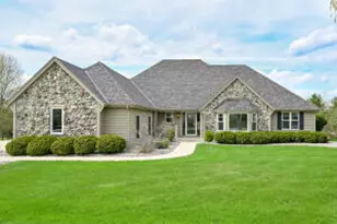 1619 Tallgrass Cir, Waukesha, WI 53188 - Photo 1