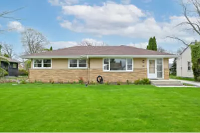7654 N Seneca Rd, Fox Point, WI 53217 - Photo 1