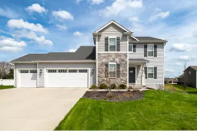 672  Lambert Dr, Slinger, WI 53086 - Photo 1