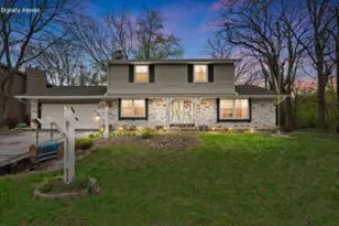 3710 S Pleasant View Dr, New Berlin, WI 53151 - Photo 1