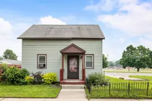 1432 Loomis St, La Crosse, WI 54603 - Photo 1
