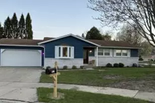 4223 88th Pl, Kenosha, WI 53142 - Photo 1