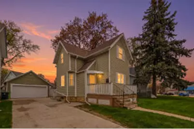 716 N Spring St, Beaver Dam, WI 53916 - Photo 1