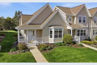 N28W6596  Alyce St, Cedarburg, WI 53012 - Photo 1