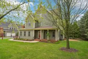 398 Oneida St, Delafield, WI 53018 - Photo 1