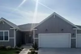 622 Champions Ct, Jefferson, WI 53549 - Photo 1