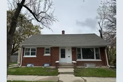 5004 W Nash St, Milwaukee, WI 53216 - Photo 1