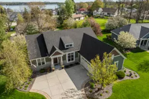 N25W27286 Fairmount Ct, Pewaukee, WI 53072 - Photo 1