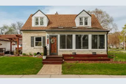 4808 W Sunnyside Dr, Milwaukee, WI 53208 - Photo 1