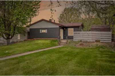 2016  21st Pl, La Crosse, WI 54601 - Photo 1