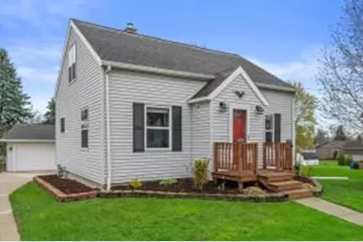 213  Fond Du Lac St, Mount Calvary, WI 53057 - Photo 1